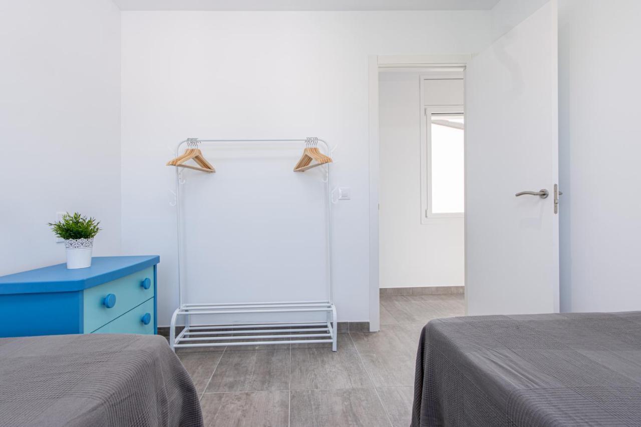Goldhome - New House With Private Heated Pool, Parking, Wifi, Games Room Empuriabrava Luaran gambar