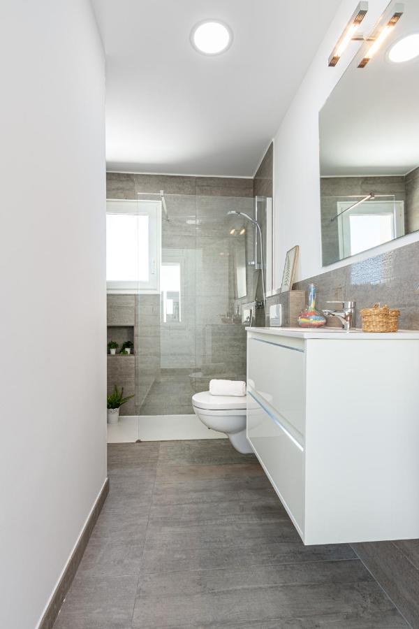 Goldhome - New House With Private Heated Pool, Parking, Wifi, Games Room Empuriabrava Luaran gambar
